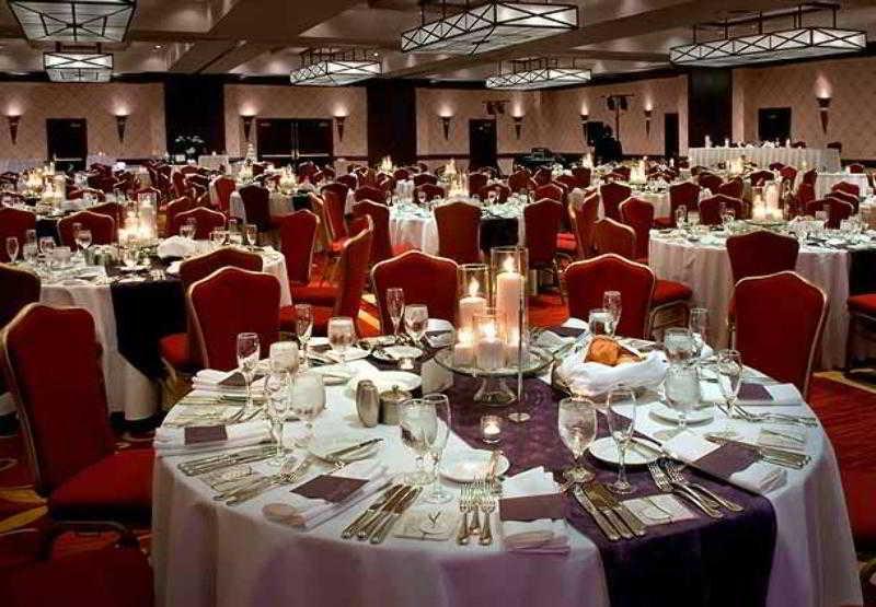 Trumbull Marriott Shelton Restaurante foto
